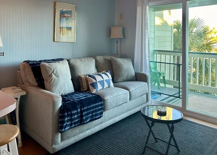 Sea Cabin 228-B